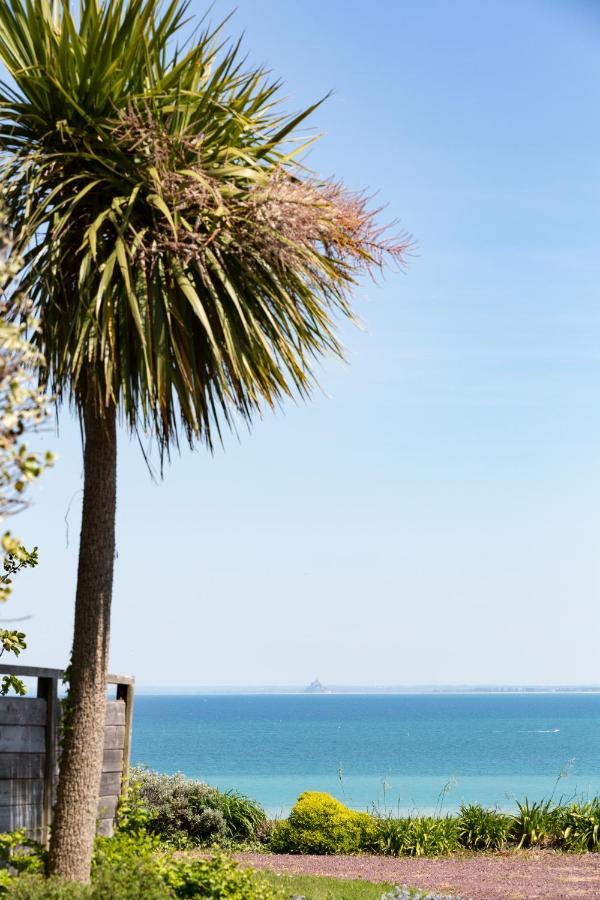 La Metairie-Du-Vauhariot - Vue Mer Et Mont Saint Michel - Piscine Chauffee - Acces Gr34 Cancale Zewnętrze zdjęcie