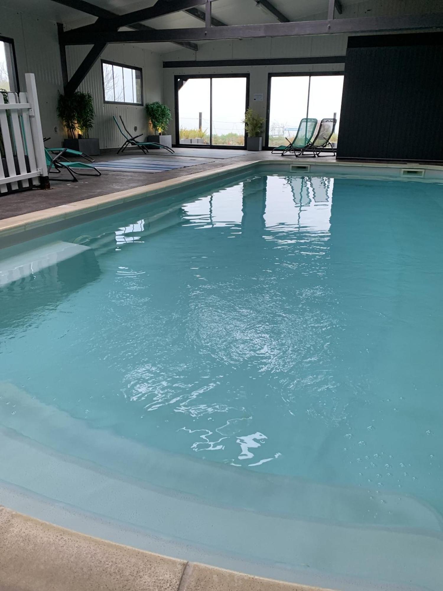 La Metairie-Du-Vauhariot - Vue Mer Et Mont Saint Michel - Piscine Chauffee - Acces Gr34 Cancale Zewnętrze zdjęcie